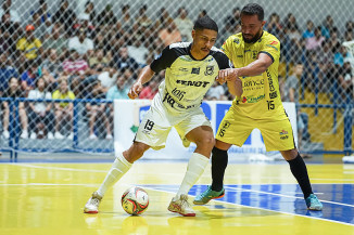 Com ginásio lotado, Juventude AG vence Instituto SET e avança na Copa do Brasil de Futsal