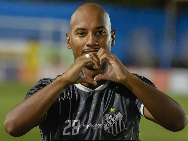 Com trinca de Alex Choco, Operário goleia Primavera e segue na briga por classificação na Copa Verde