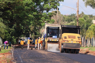 Prefeitura começa pavimentação das últimas ruas sem asfalto no Parque Alvorada