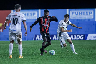 Equipe de Três Lagoas faz 2 a 1 no Jacques da Luz em duelo marcado por intensidade, boas jogadas e muita entrega dentro de campo