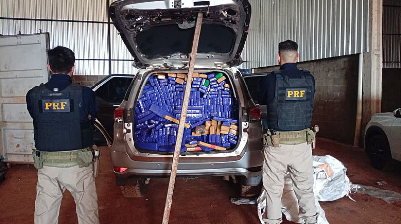 PRF desmonta entreposto do tráfico e apreende cerca de 10 toneladas de maconha após investigação