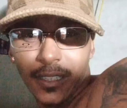Suspeito de matar homem e criança em ataque a tiros morre em confronto com policiais