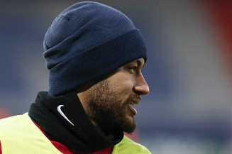 Neymar não se recupera de lesão e desfalca Paris Saint-Germain contra o Barcelona