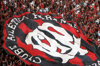 Athletico-PR quer comprar vacinas para funcionários e sócios-torcedores