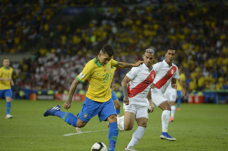 Copa América: Brasil enfrenta seleção peruana no Nilton Santos