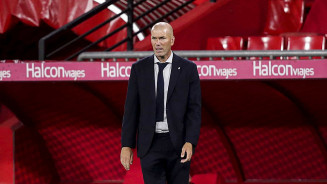 Zidane joga favoritismo ao Atlético de Madrid antes de clássico pelo Espanhol
