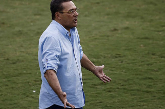 Em ascensão com Luxemburgo, Cruzeiro visita Náutico para embalar na Série B