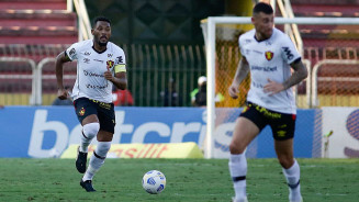 Sport e Chapecoense empatam sem gols e seguem ameaçados pelo rebaixamento