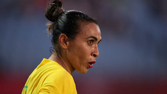 Com chegada de Marta, seleção fica completa para jogos contra Argentina