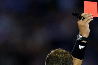 Árbitro agredido em jogo no RS passará por cirurgia e ficará 90 dias afastado