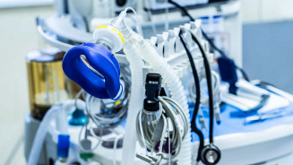 Bando desviou respiradores de hospitais para atender 'família'